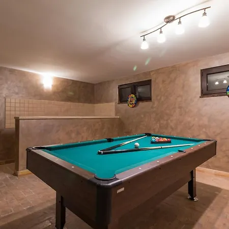 Luxury Hedone With Pool & Whirpool In Near The