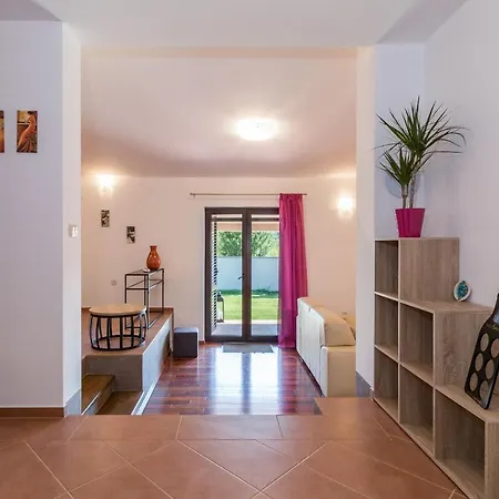 Luxury Hedone With Pool & Whirpool In Near The * Pola