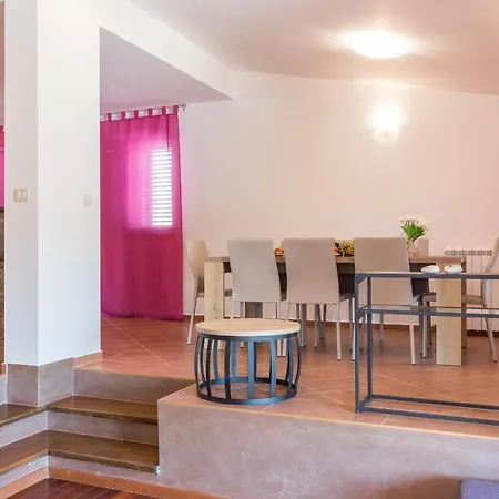 Luxury Hedone With Pool & Whirpool In Near The * Pola