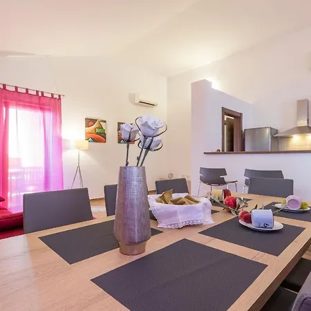 Luxury Hedone With Pool & Whirpool In Near The * פולה