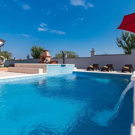 Luxury Hedone With Pool & Whirpool In Near The Villa Pola
