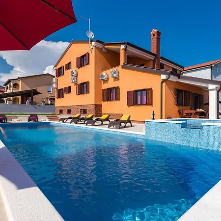 Villa Luxury Hedone With Pool & Whirpool In Near The *