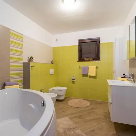 Villa Luxury Hedone With Pool & Whirpool In Near The Pola