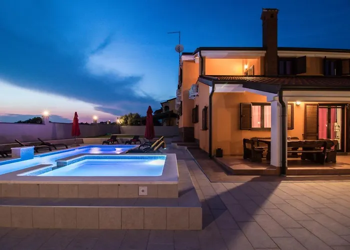 Luxury Hedone With Pool & Whirpool In Near The