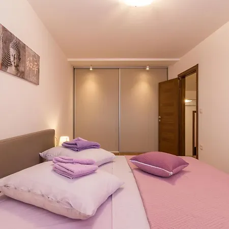 Luxury Hedone With Pool & Whirpool In Near The Villa