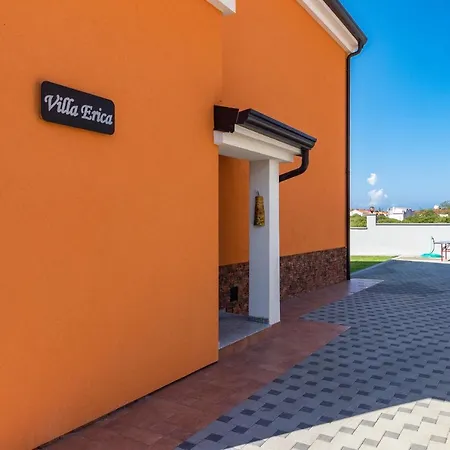 Luxury Hedone With Pool & Whirpool In Near The