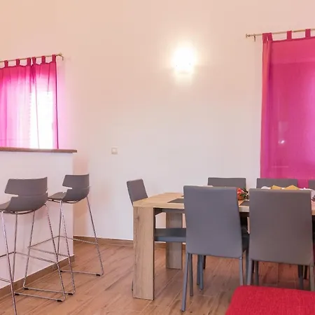 Luxury Hedone With Pool & Whirpool In Near The Villa Pula