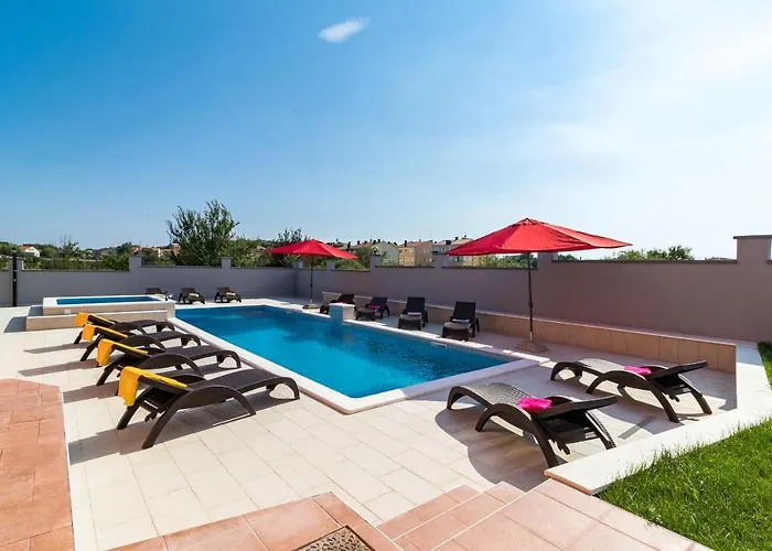 Vila Luxury Hedone With Pool & Whirpool In Near The *