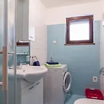 Luxury Hedone With Pool & Whirpool In Near The Pula