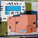 Luxury Hedone With Pool & Whirpool In Near The Villa