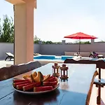 Luxury Hedone With Pool & Whirpool In Near The Villa