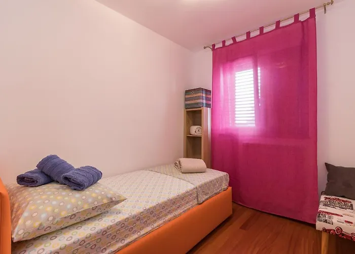 Вілла Luxury Hedone With Pool & Whirpool In Near The